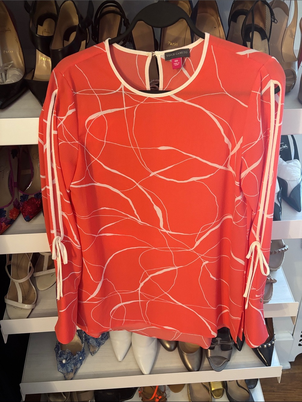 Vince Camuto Coral White Abstract Tie-Sleeve Top